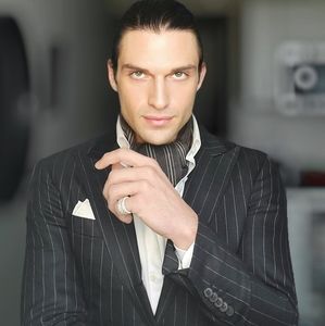 Meet your Posher, Mikheil